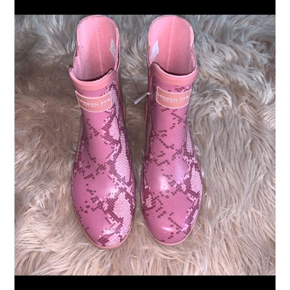 London Fog Pink Snake Skin Rain Boots